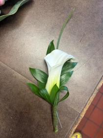 Single Calla Lily Buttonhole 