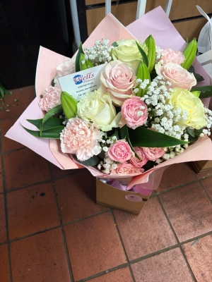 Pinks and White Handtied