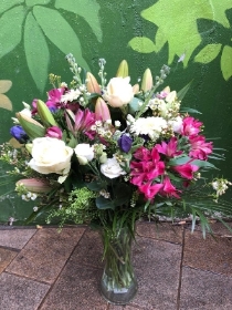 Florist Choice Vase Arrangement £45